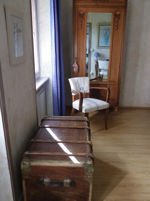 Maison D'Hotes De La Verriere Les Ardillats Екстериор снимка
