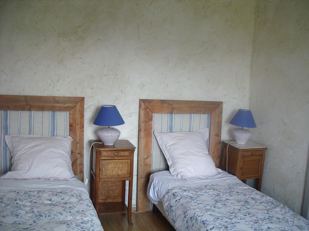 Maison D'Hotes De La Verriere Les Ardillats Екстериор снимка
